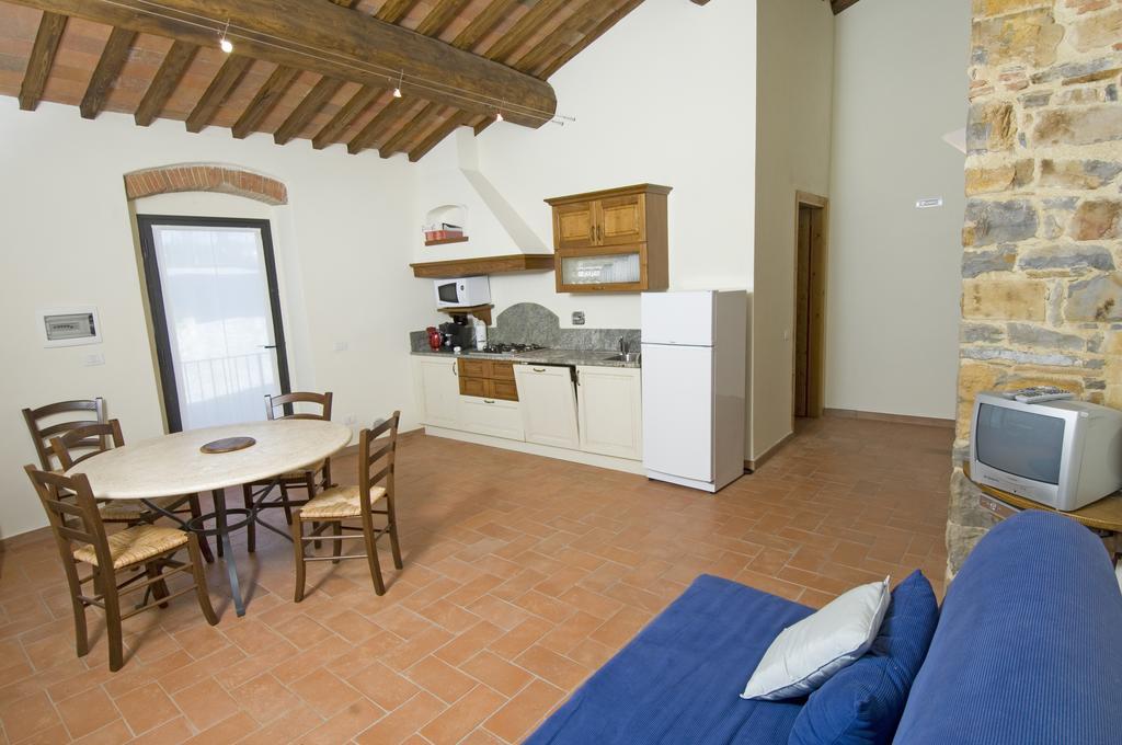Agriturismo Campo Lungo San Donato in Poggio Номер фото